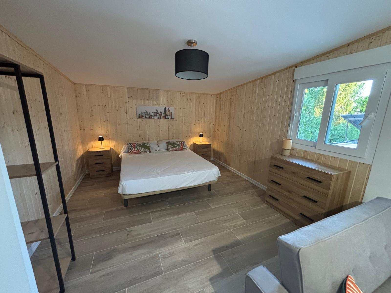 Dormitorio del apartamento del Camping Platja Llarga, Tarragona